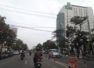 Deretan hotel di Jalan Ahmad Yani Semarang