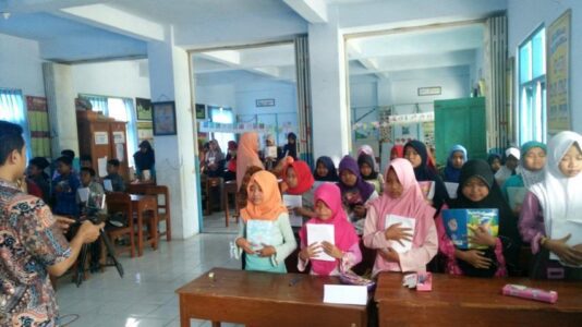 Kegiatan literasi Sutejo