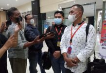 Utomo didampingi kuasa hukumnya