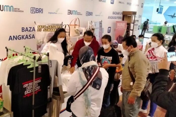 Pameran UMKM di Bandara Ahmad Yani Pameran UMKM di Bandara Ahmad Yani