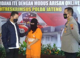 Salah satu tersangka pengelola arisan online