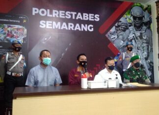 Kombes Pol Irwan Anwar didampingi Wali Kota Hendrar Prihadi