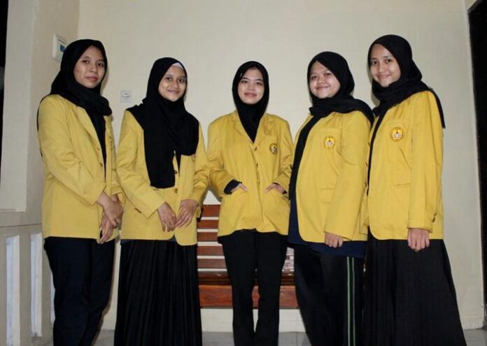 Tim Mahasiswi Unsoed Purwokerto Tim Mahasiswi Unsoed Purwokerto