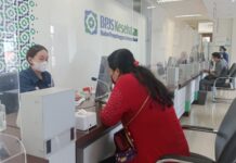 Petugas BPJS Kesehatan