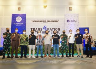 Bupati Jember Hendy Siswanto bersama jajaran DHM