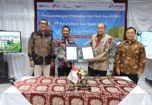 Penandatanganan komitmen