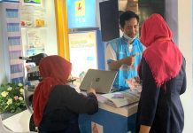 Petugas PLN UID Jateng-DIY