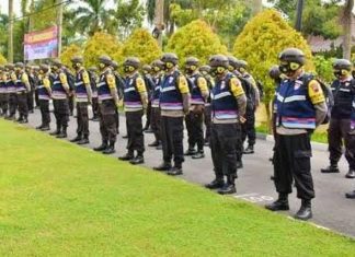 Anggota bhabinkamtibmas