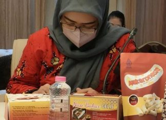 Emy Resna, pemilik Sixnature.ID