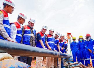 Pembangunan awal jaringan pipa gas bumi di KITB dimulai.