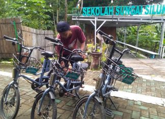 Kuat, perintis Sekolah Sungai Siluk