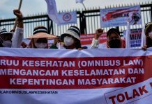 Tolak RUU Kesehatan Omnibus Law