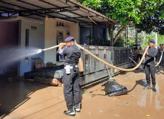 Personel Brimob Polda Jateng