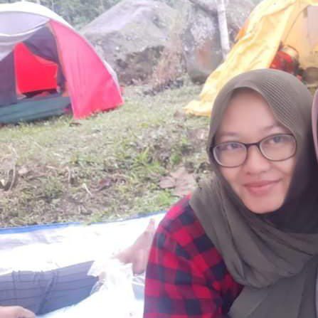 Aktivitas Khomsatun sebagai ibu rumah tangga