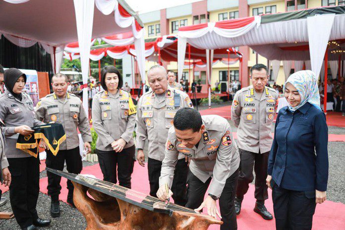 Aslog Kapolri Irjen Pol Argo Yuwono Aslog Kapolri Irjen Pol Argo Yuwono