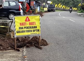 Galian Kabel Fiber Optik