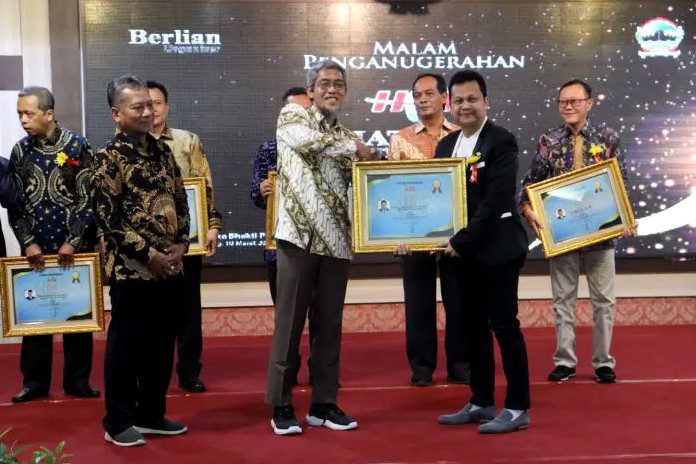 Prof Dr Totok Prasetyo Prof Dr Totok Prasetyo