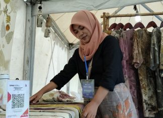 Transaksi pembayaran para pelanggan