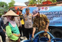 Bantuan air bersih