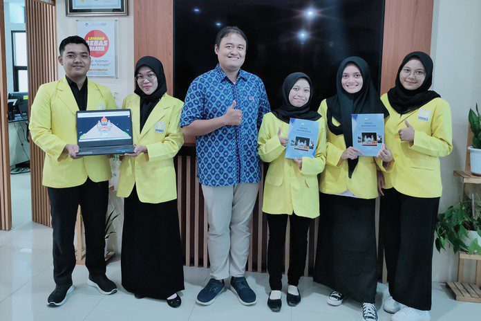 Tim Mahasiswa Unnes Tim Mahasiswa Unnes