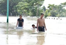 Warga korban banjir Demak