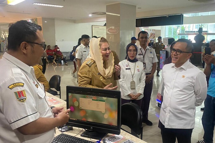 Hevearita Gunaryanti Rahayu Hevearita Gunaryanti Rahayu