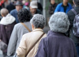 Populasi penduduk usia tua
