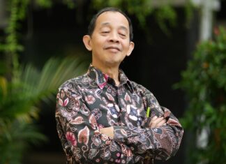 Dr Sony Warsono