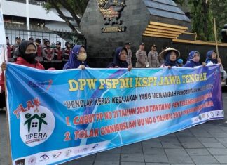 Demo buruh tolak Tapera