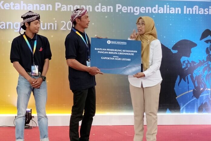 Deputi Kepala KPw BI Jateng Ndari Surjaningsih Deputi Kepala KPw BI Jateng Ndari Surjaningsih
