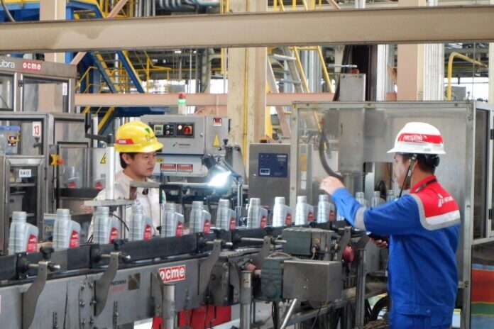 Pegawai Pertamina Lubricants Pegawai Pertamina Lubricants
