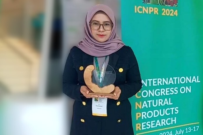 Sri Fatmawati SSi MSc PhD Sri Fatmawati SSi MSc PhD