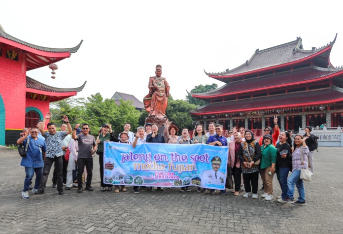 Wartawan asal Fujian Wartawan asal Fujian