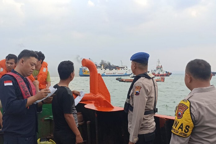 Kebakaran Kapal KM KIRANA I Kebakaran Kapal KM KIRANA I