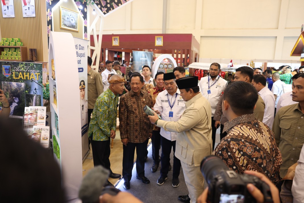 Dari Kopi Sumba hingga Tenun Kapuas