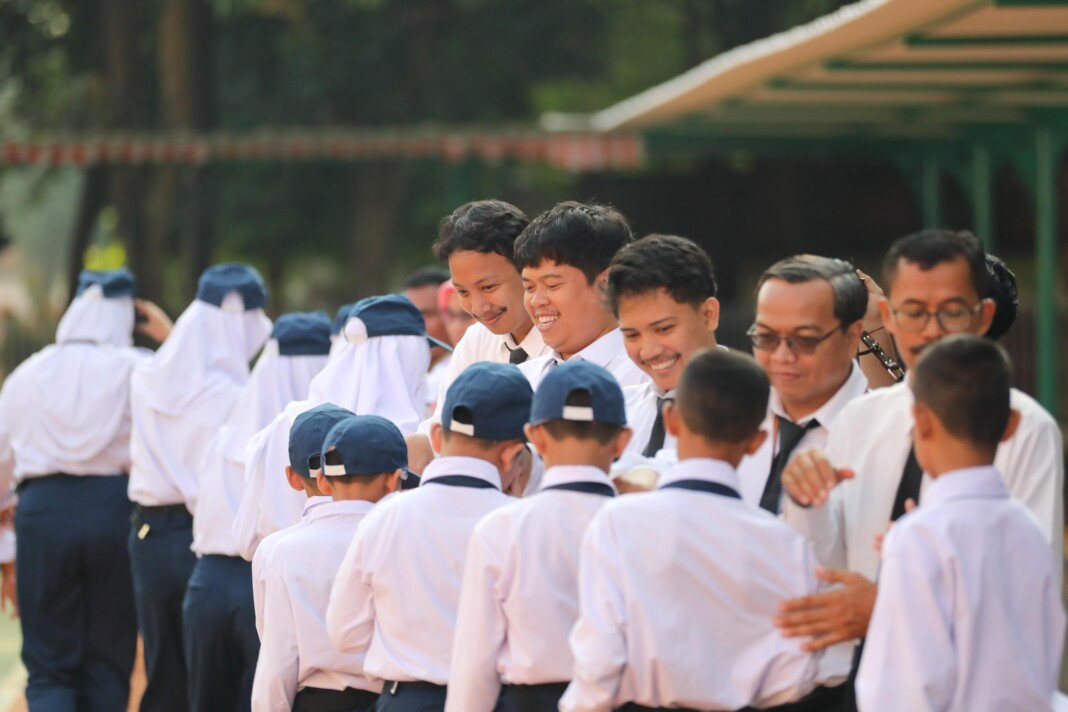 Siswa Sekolah Rakyat Bawa Mimpi Kami Lebih Dekat