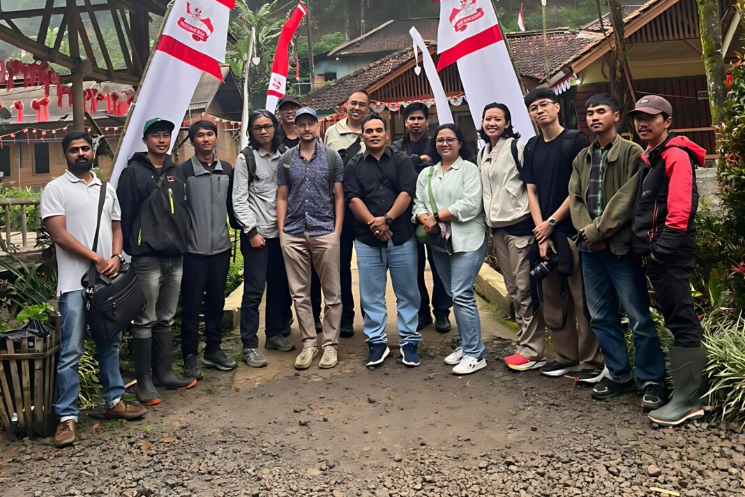 Dede Komarudin_HD