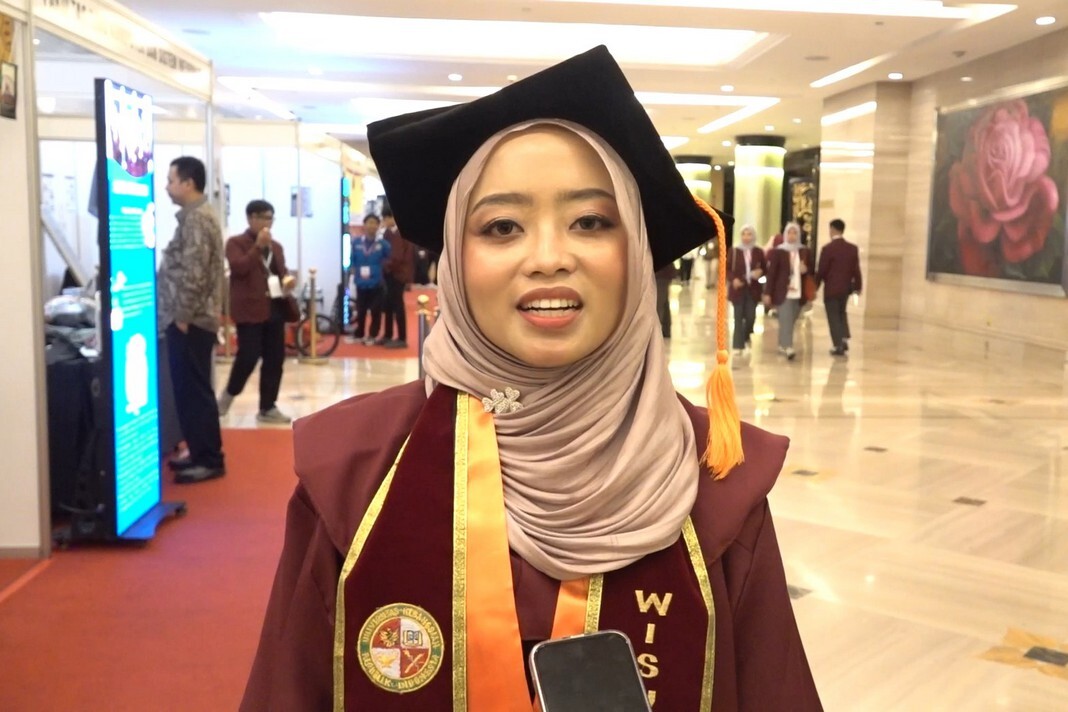 Aulia Yasmin, Pengantar Makanan Jadi Sarjana Terbaik UKRI