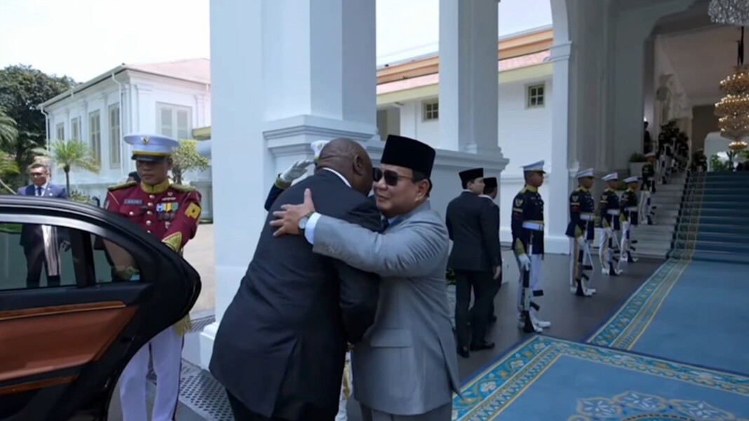 Prabowo Sambut Kedatangan Presiden Afrika Selatan