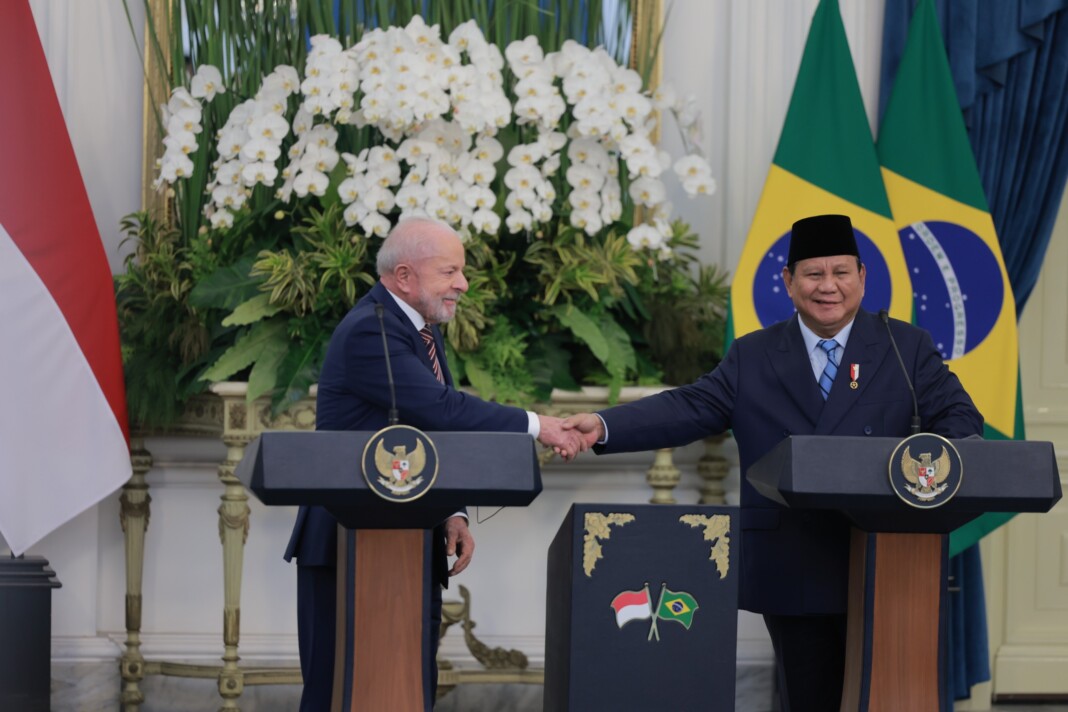 Senyum Hangat Lula di Istana Merdeka