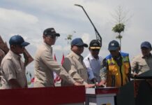 Prabowo Resmikan Jembatan Kabanaran, Garisbawahi Efek Infrastruktur untuk Ekonomi, Pariwisata, dan Lapangan Kerja