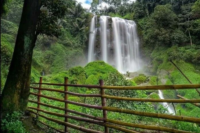 Curug 1000 Paralayang Kendal