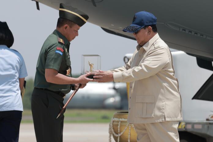 Prabowo Perintahkan TNI Tambah Batalion Kesehatan