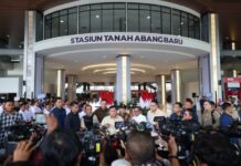 Prabowo Targetkan Pembangunan Jalur Kereta Trans-Sumatra, Trans-Kalimantan, dan Trans-Sulawesi