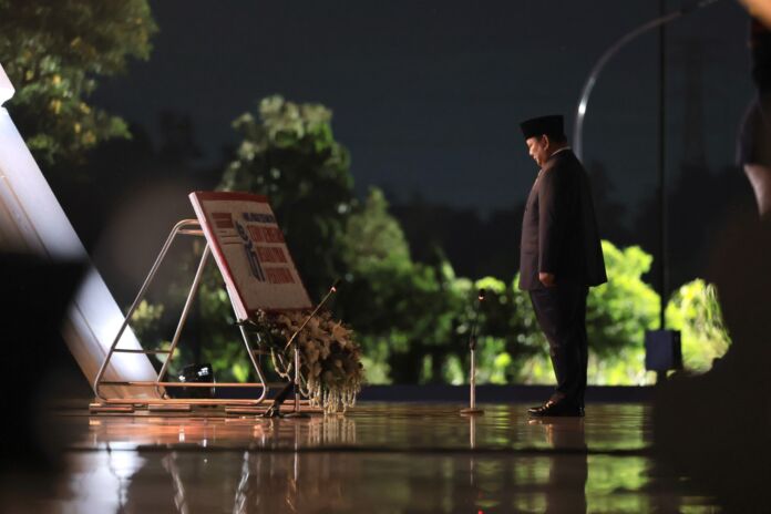 Presiden Prabowo Pimpin Renungan Suci di TMP Kalibata