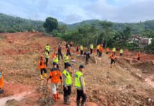 Hujan Deras Hambat Tim Relawan dan DMC Dompet Dhuafa Sisir Pencarian Korban Longsor