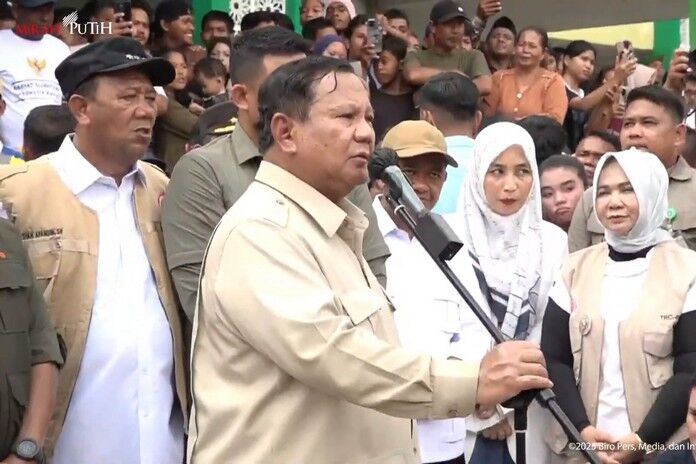 Prabowo Pastikan Pasokan Pangan Cukup