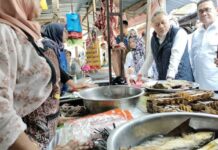 Pantau Harga Awal Tahun, Menko Pangan Pastikan Stabilitas Komoditas di Pasar Simongan